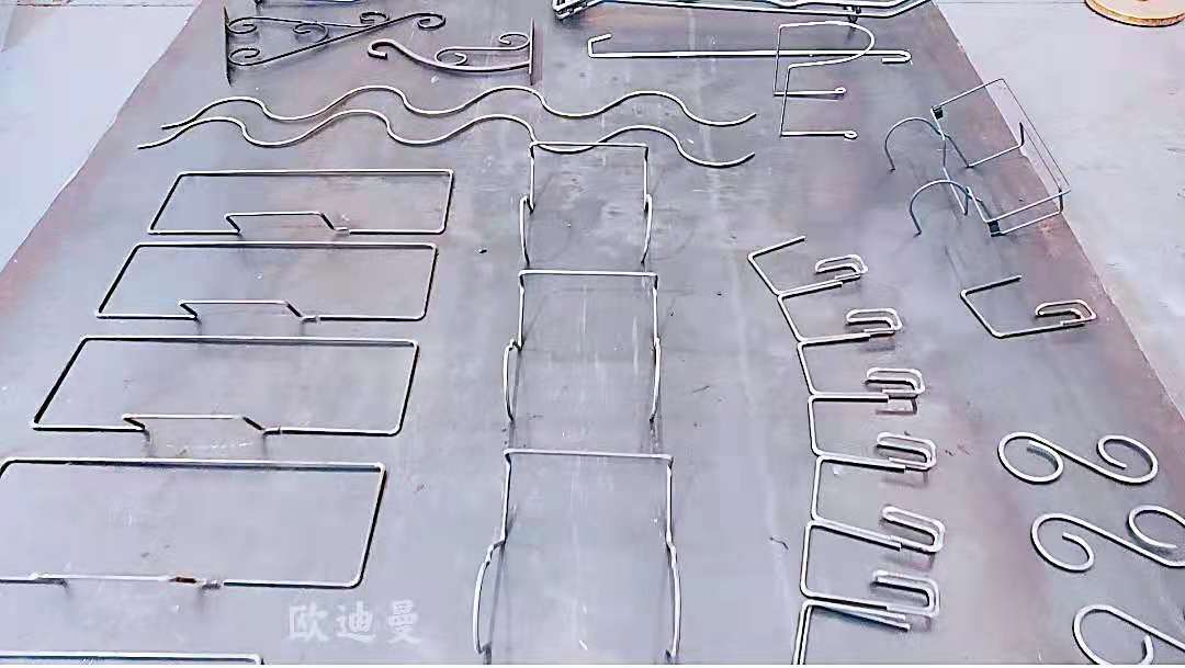 線材成型機(jī)折彎效果圖